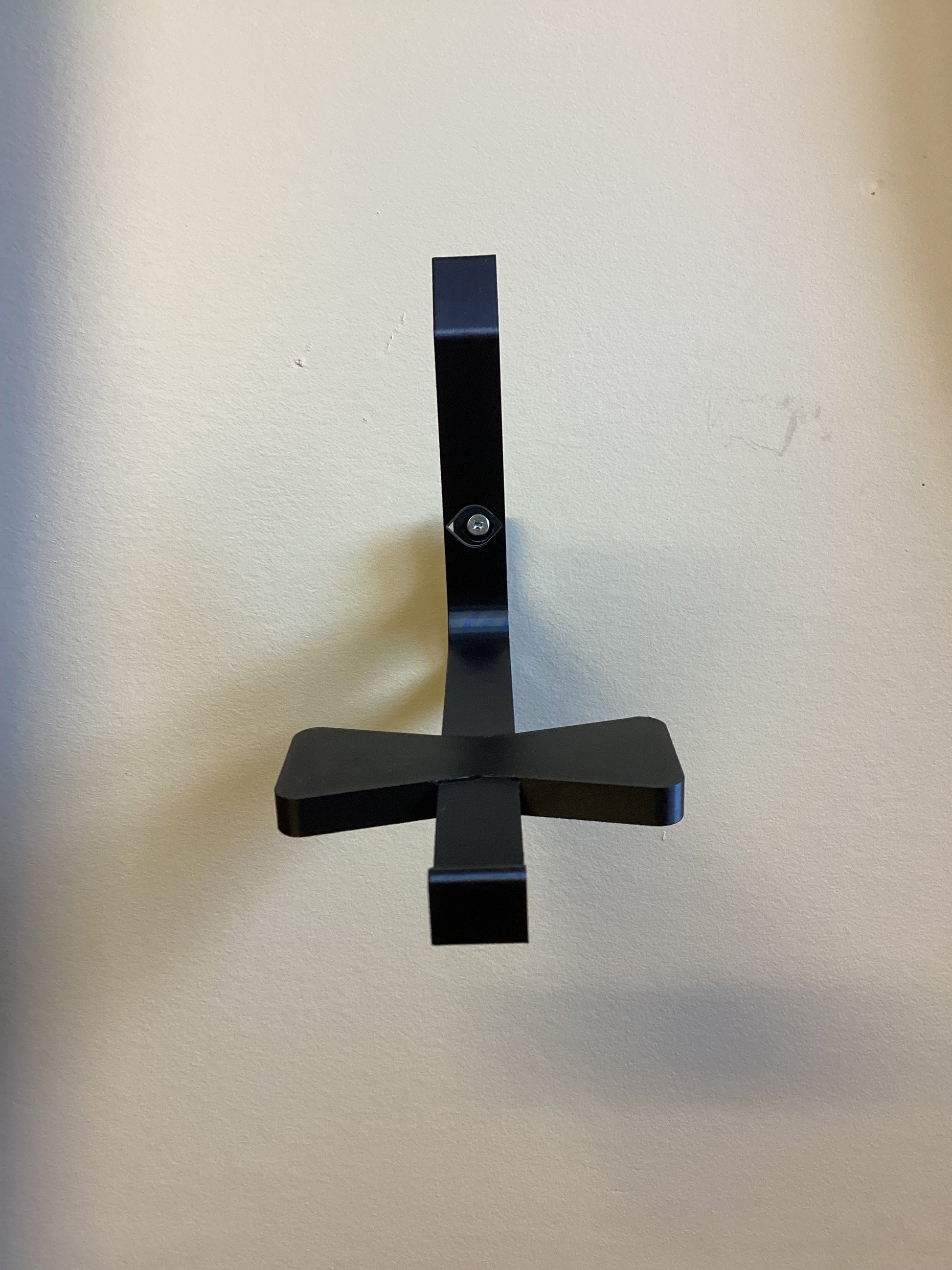 The Hat Mount-Sports Displays