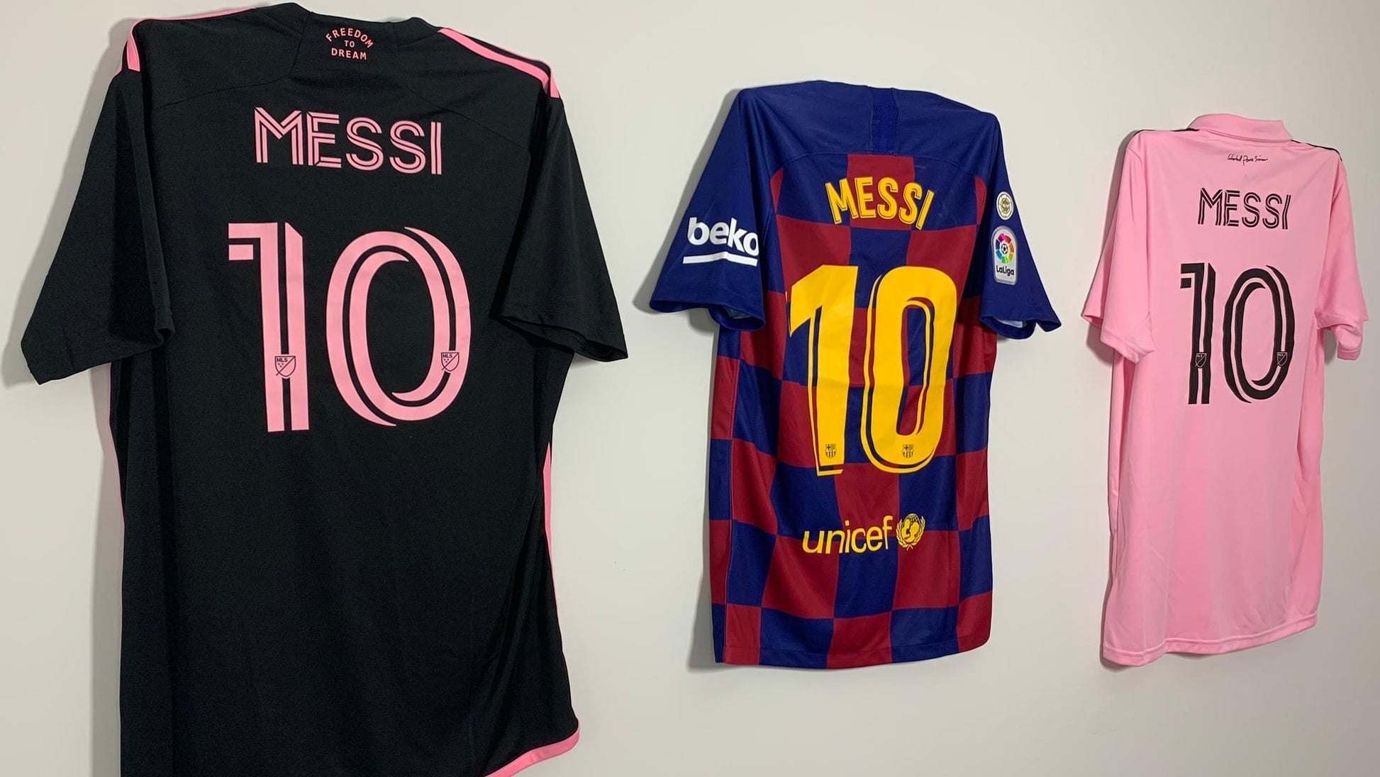 Jersey Mount — Display Your Sports Jersey on Any Wall | The Sport Displays-Jersey Mount-Sports Displays